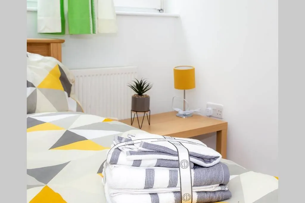 Apartment Shoreditch Hoxton Large 3 Bed Garden Flat Free Parking Aor Only London
